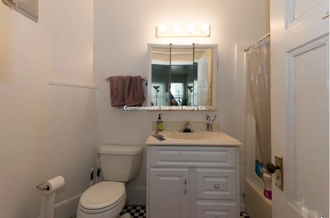 14 Ashford St, Allston