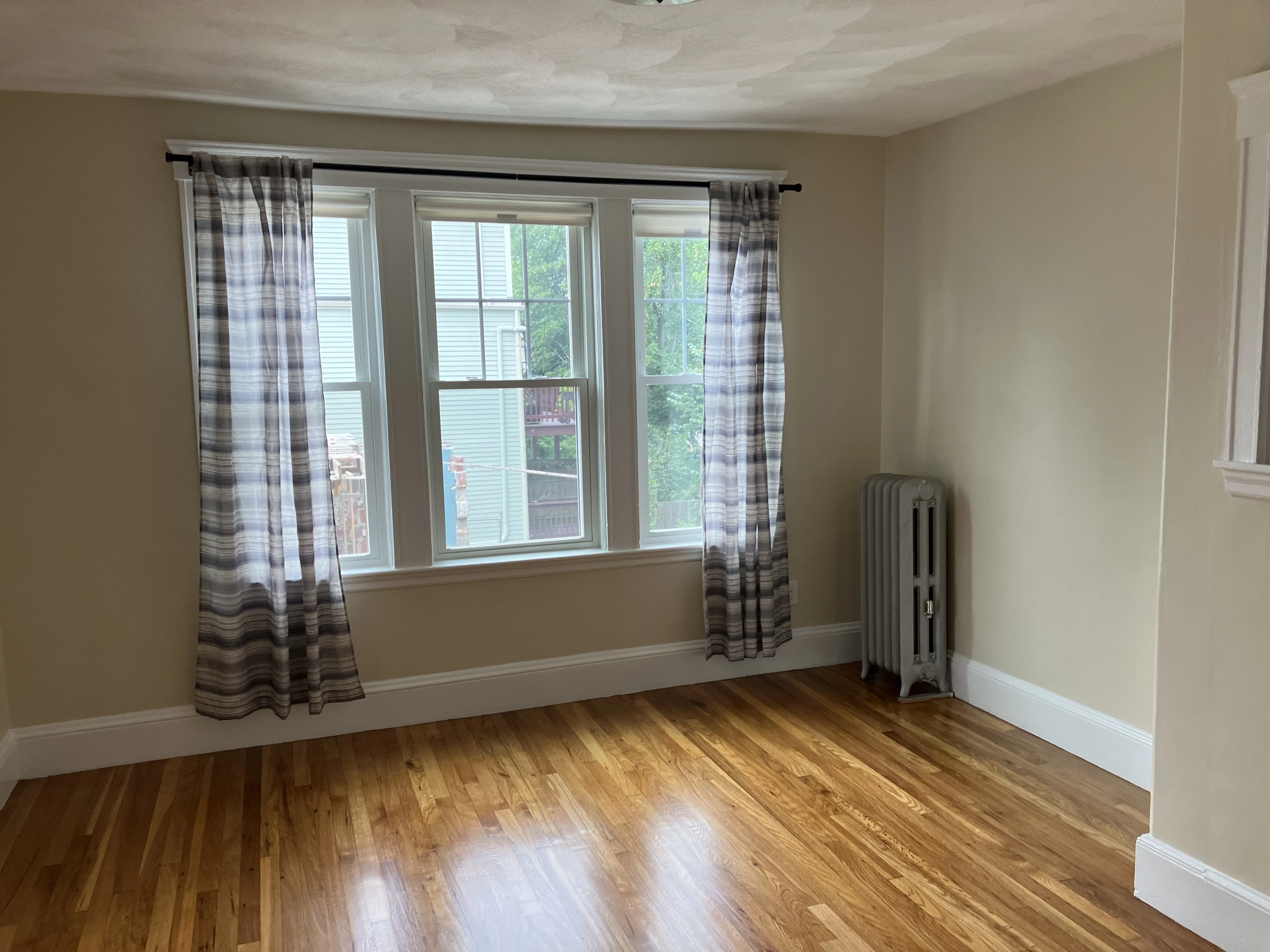 137 Fayerweather St, West Cambridge