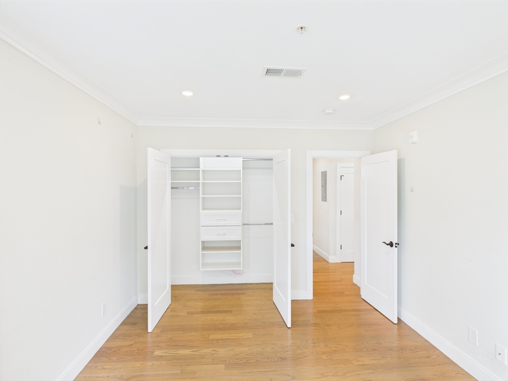 49 Dustin St, Brighton