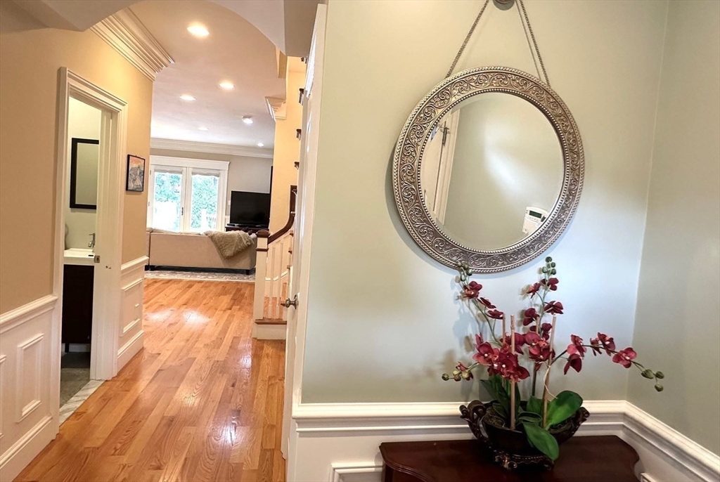 75 Bourne St, Newton