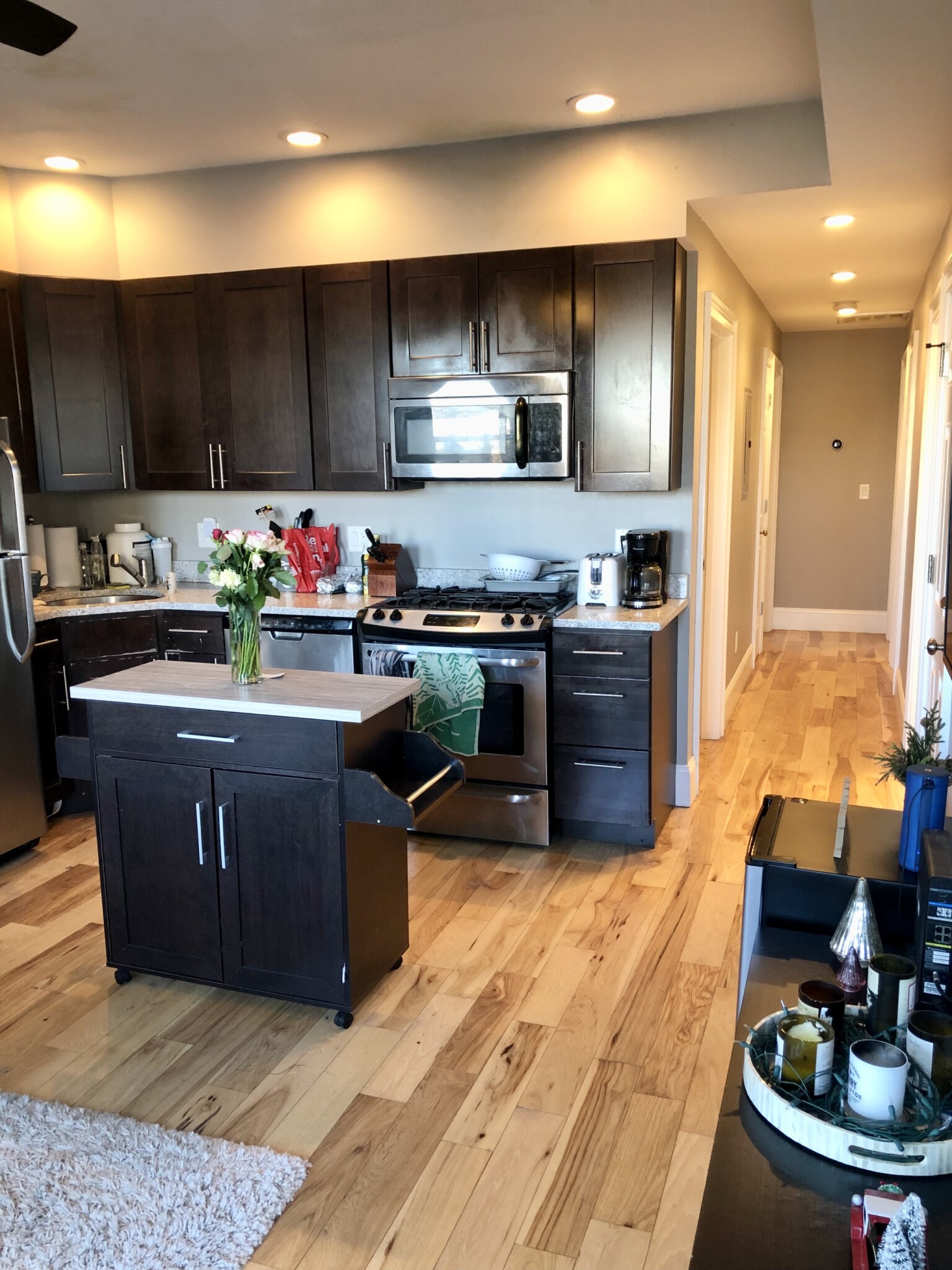 180 Hillside St, Mission Hill