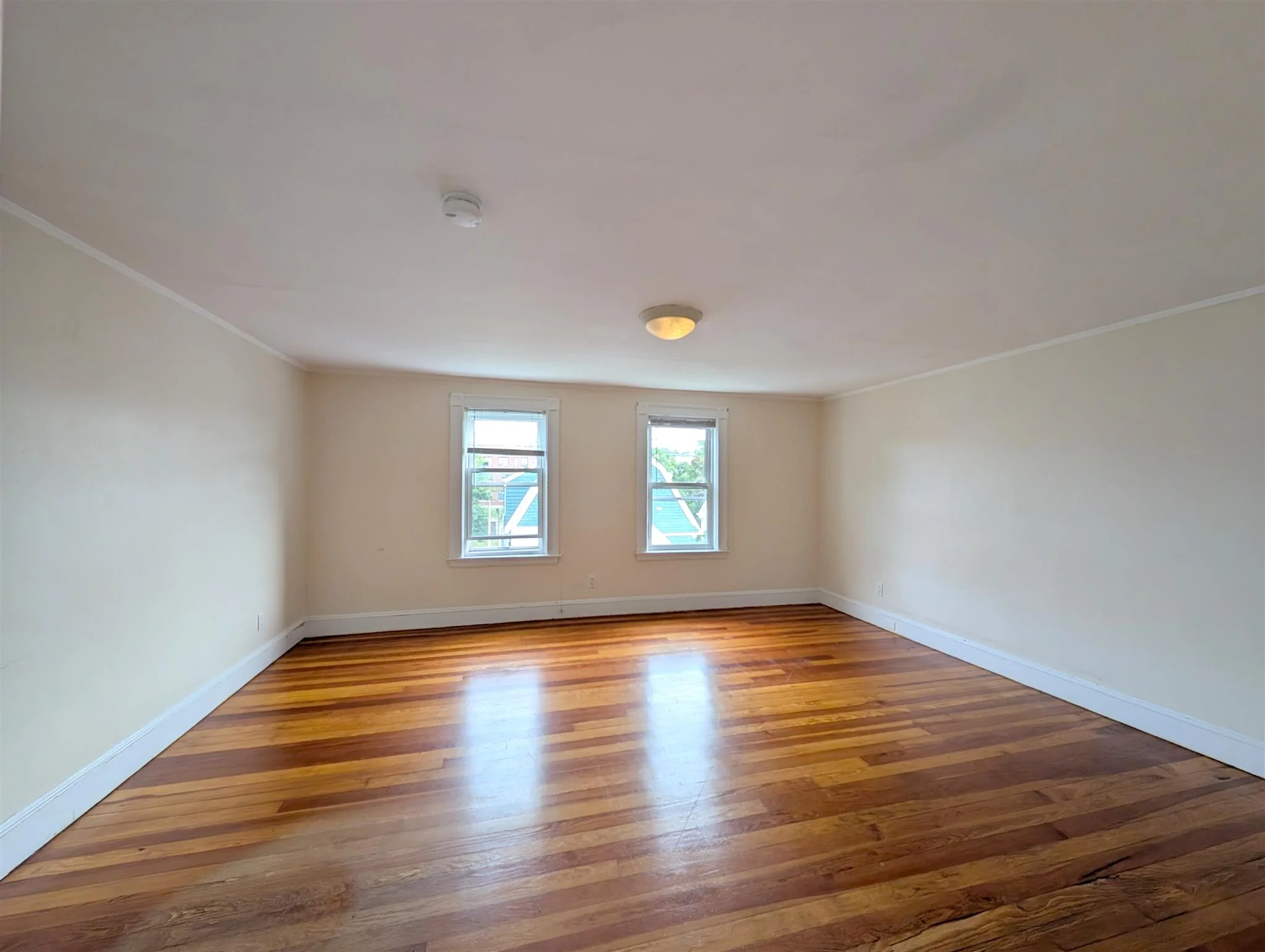 41 Ossipee Rd, Davis Square