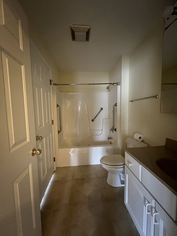 37 Glen Ave, Chelmsford