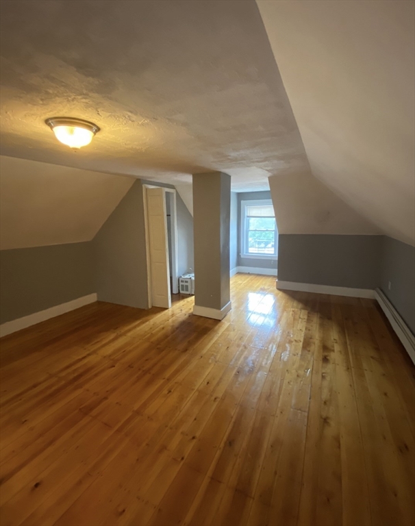 1125 Chestnut St, Newton