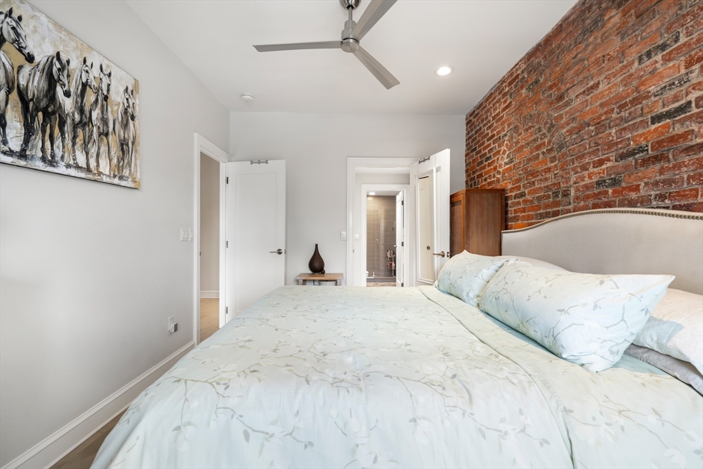 28 Atlantic Ave, Waterfront