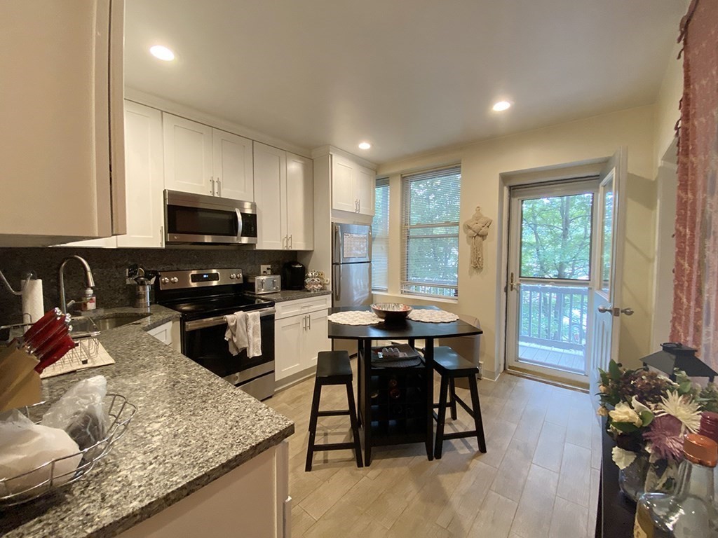 119 Cottage St, East Boston