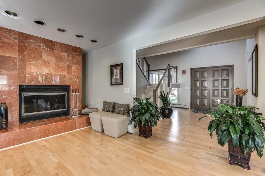 11 Beethoven Ave, Waban