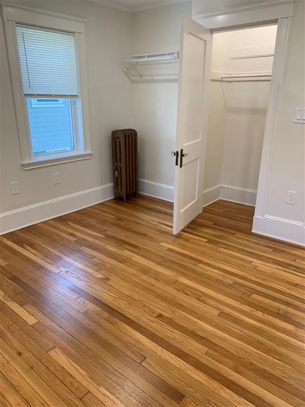 25 Laurel St, Arlington Heights