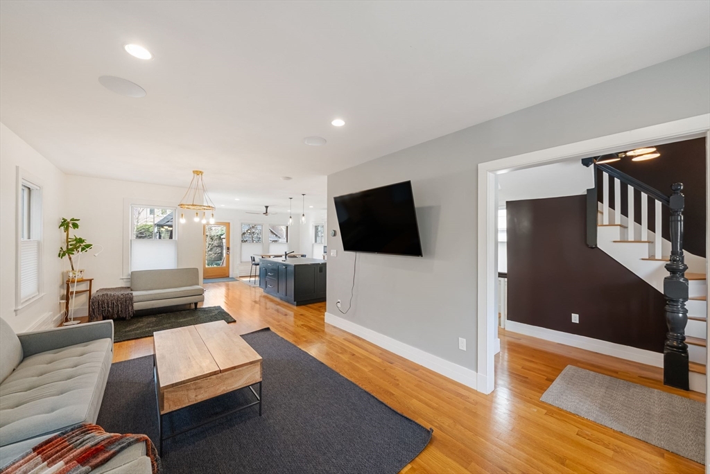 14 Hubbard Ave, Cambridge