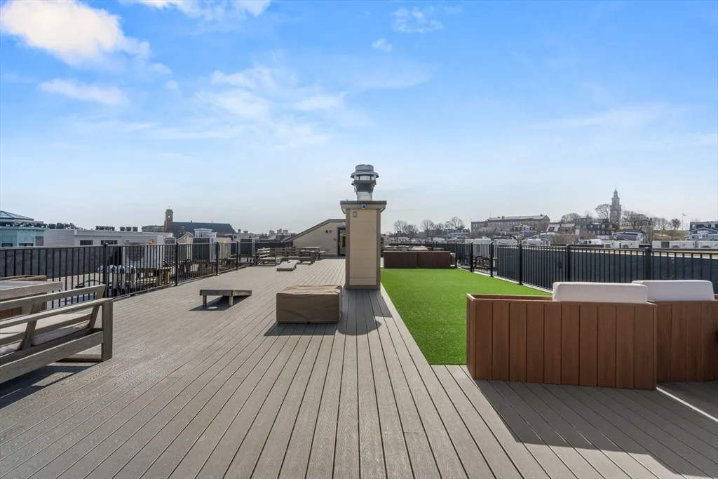 457 West Broadway, South Boston