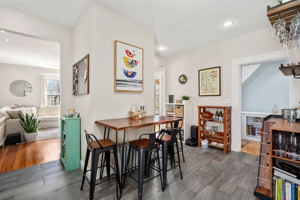 27 Champa St, Newton