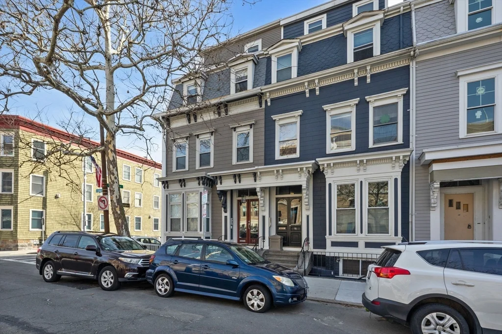 88 G St, South Boston