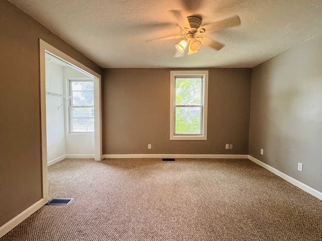 83 W Grove St, Middleboro