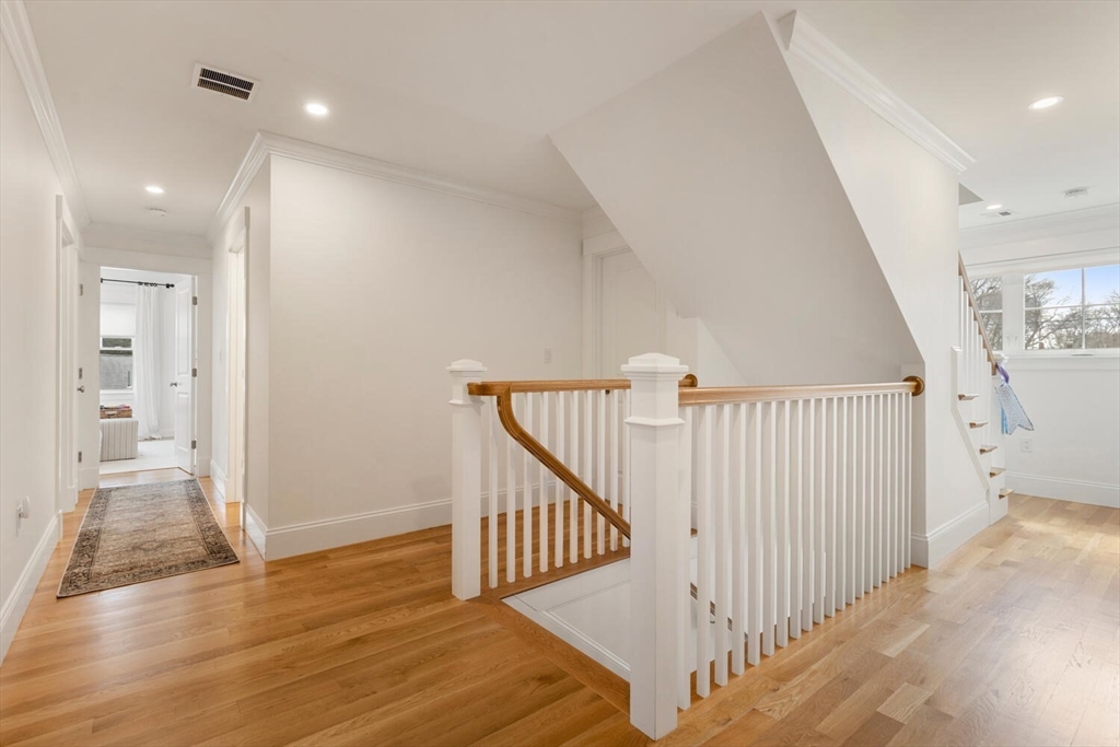 40 Foley Beach Rd, Hingham