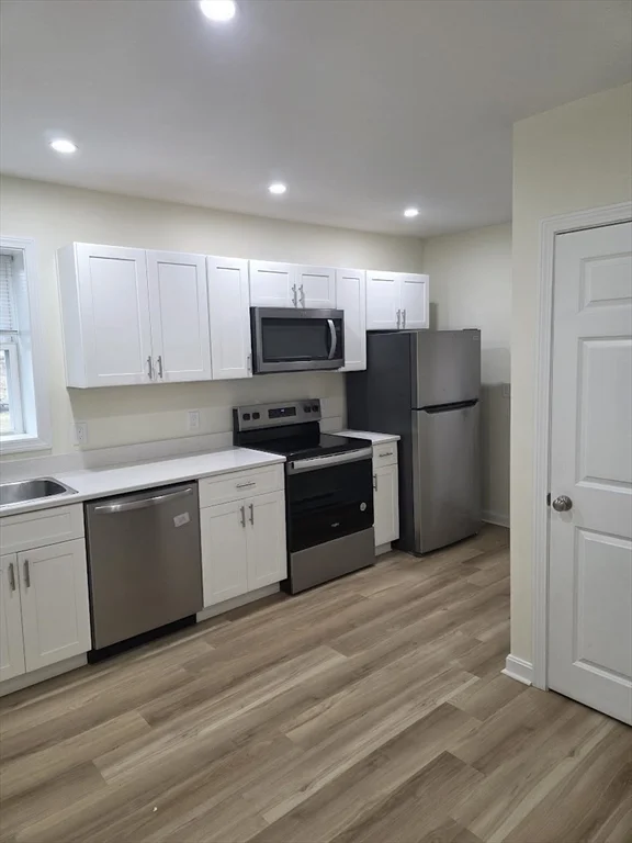 55 Burrage Ave, Leominster