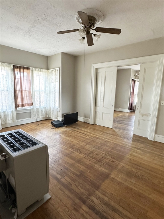 47 Hathaway St, Fall River