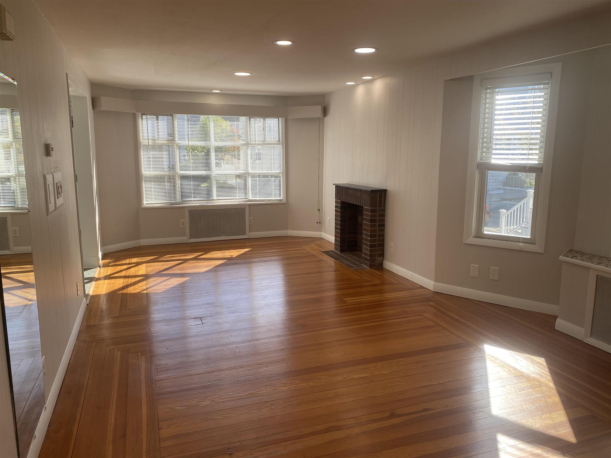 16 Alexander Ave, South Medford