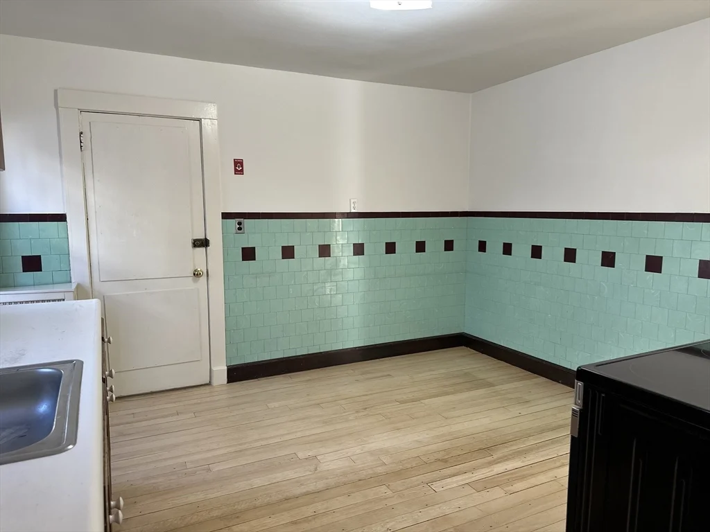 86 Fairmont St, East Arlington