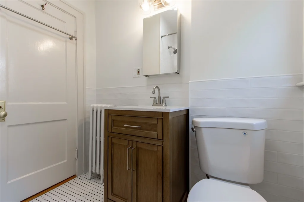 62 Orchardhill Rd, Jamaica Plain