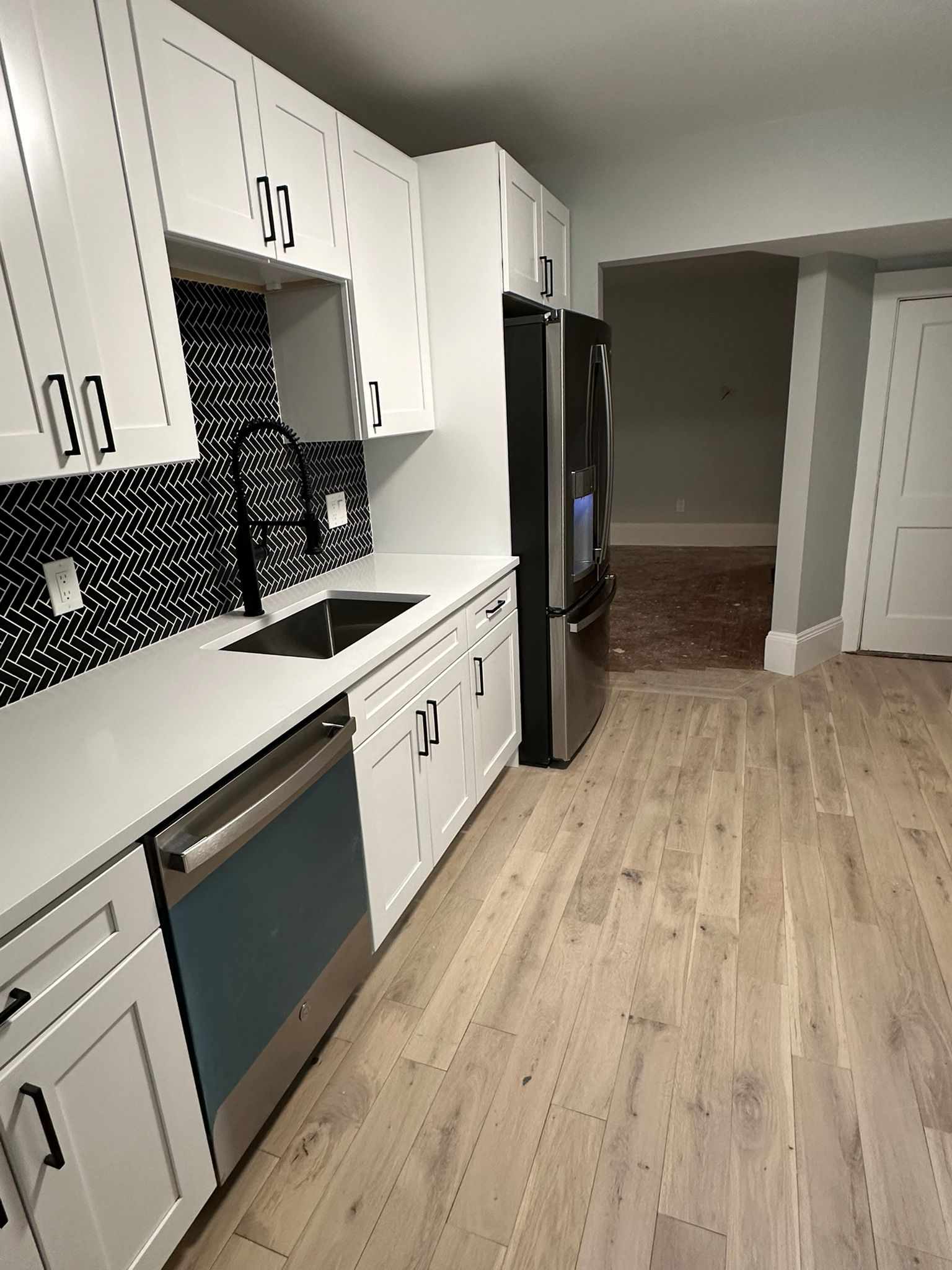 7 Dickson St, West Somerville