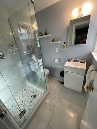 17 Ridley Rd, Dedham