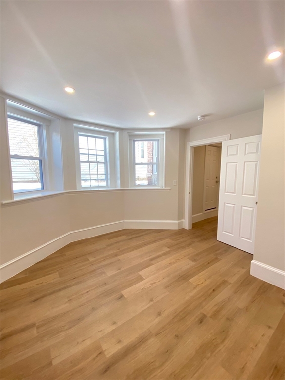 7 Kenney, Jamaica Plain