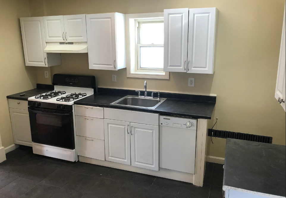 67 Flint St, East Somerville