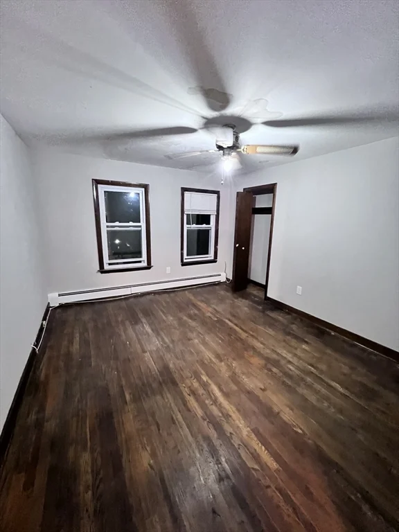 137 Florence, Everett