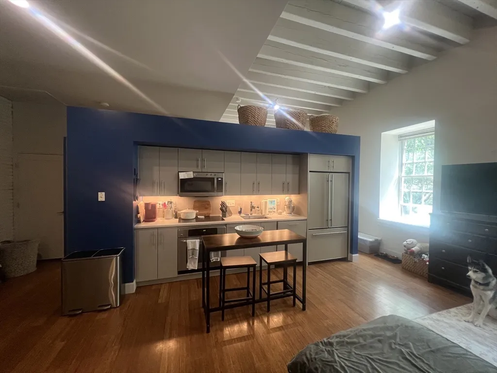 33 3rd Ave, Charlestown