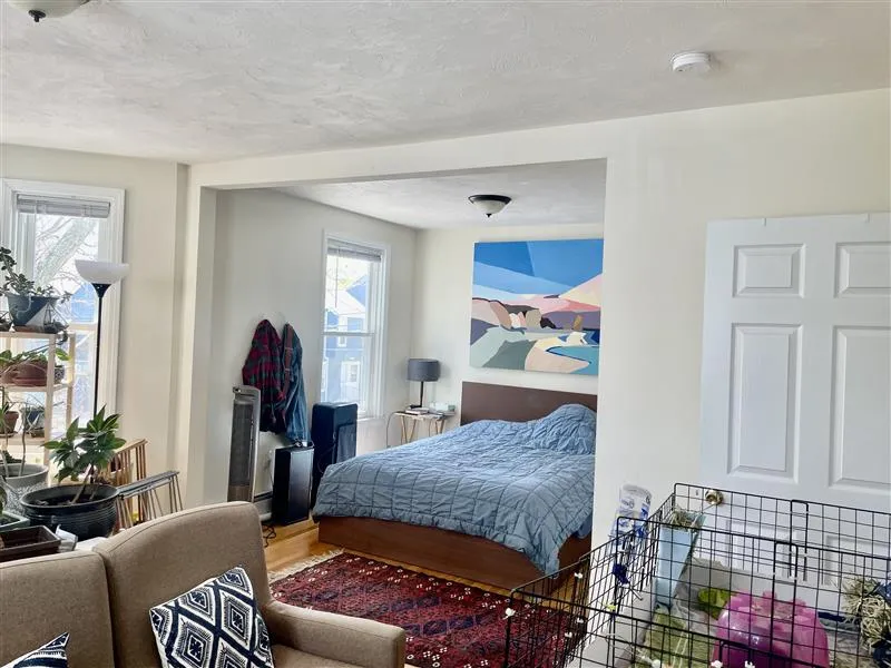 395 Columbia St, Wellington-Harrington