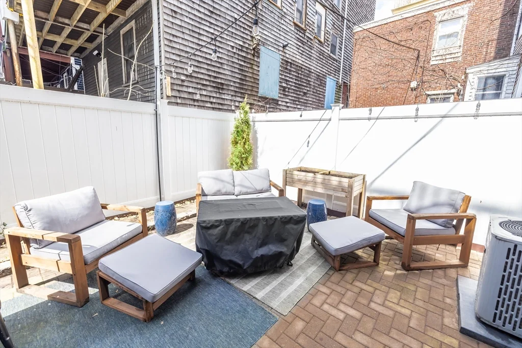 171 H St, South Boston