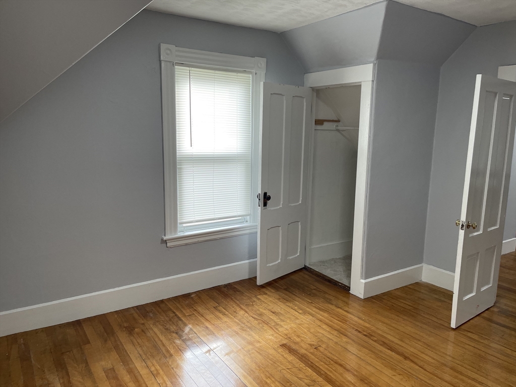 462 Main St, Gardner