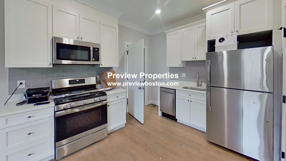 93 George St, Roxbury