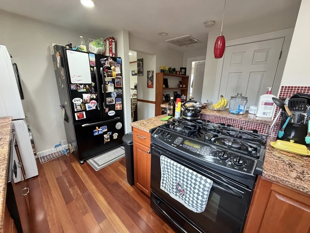 176 Upland Ave, Newton