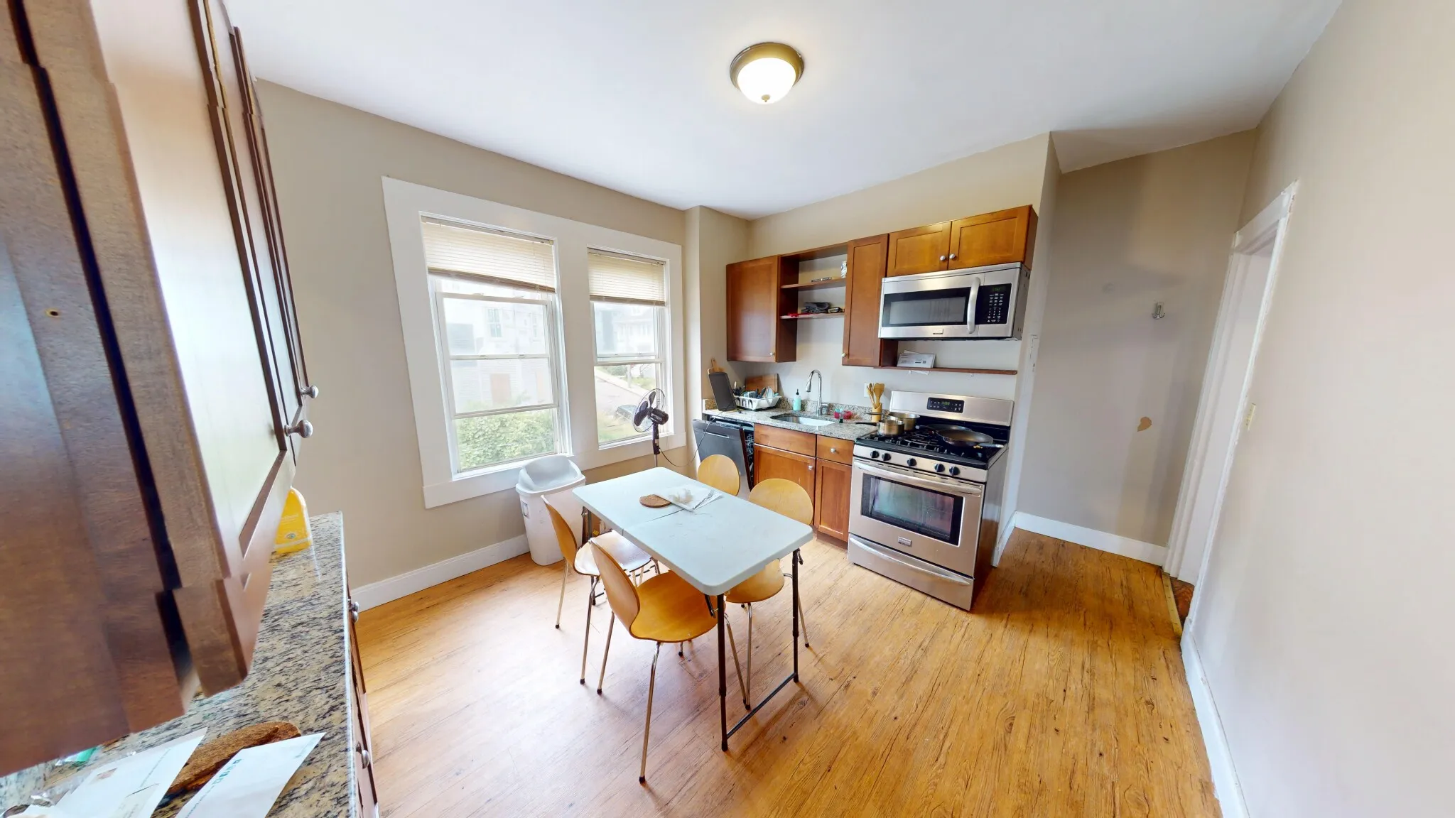 8 Sunset St, Mission Hill