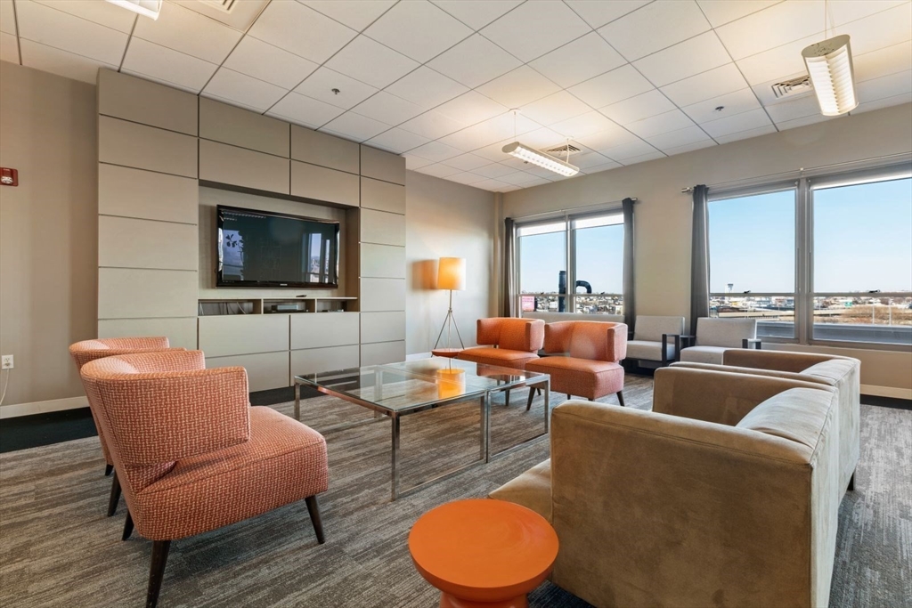 156 Porter St, East Boston