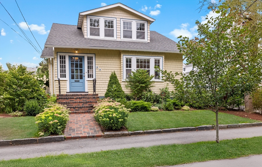 44 Antwerp St, East Milton