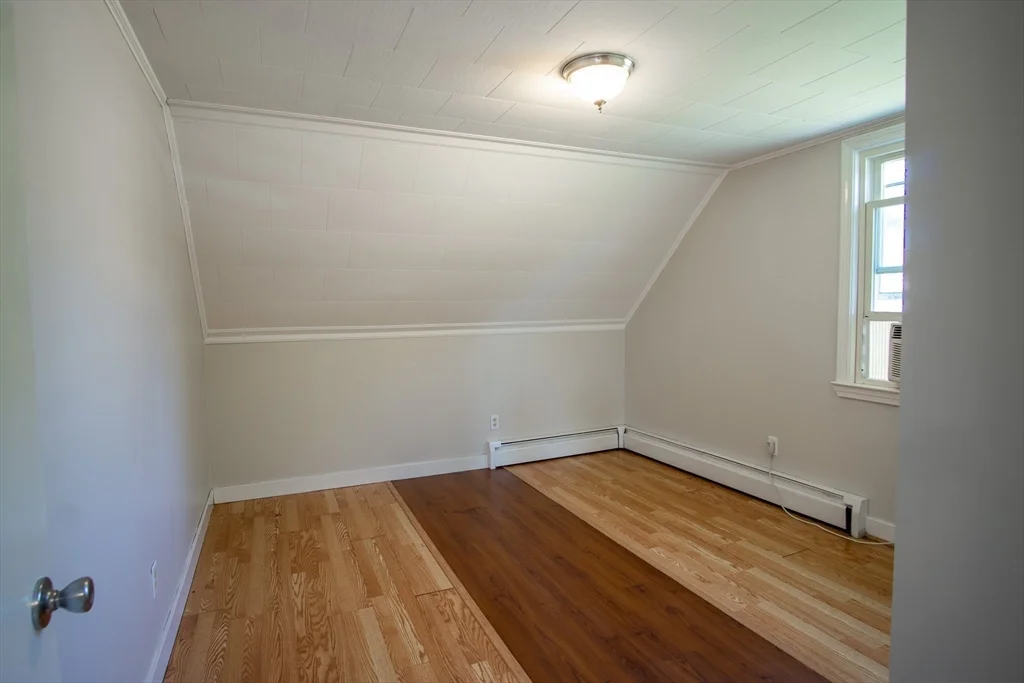 61 Orchard St, Bellingham