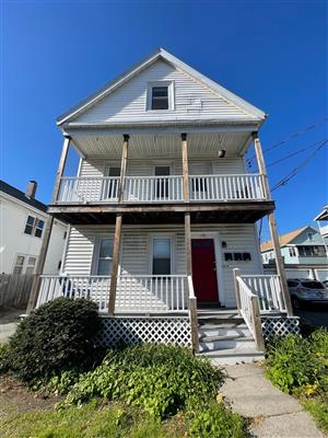 198 Cedar St, Powder House Square