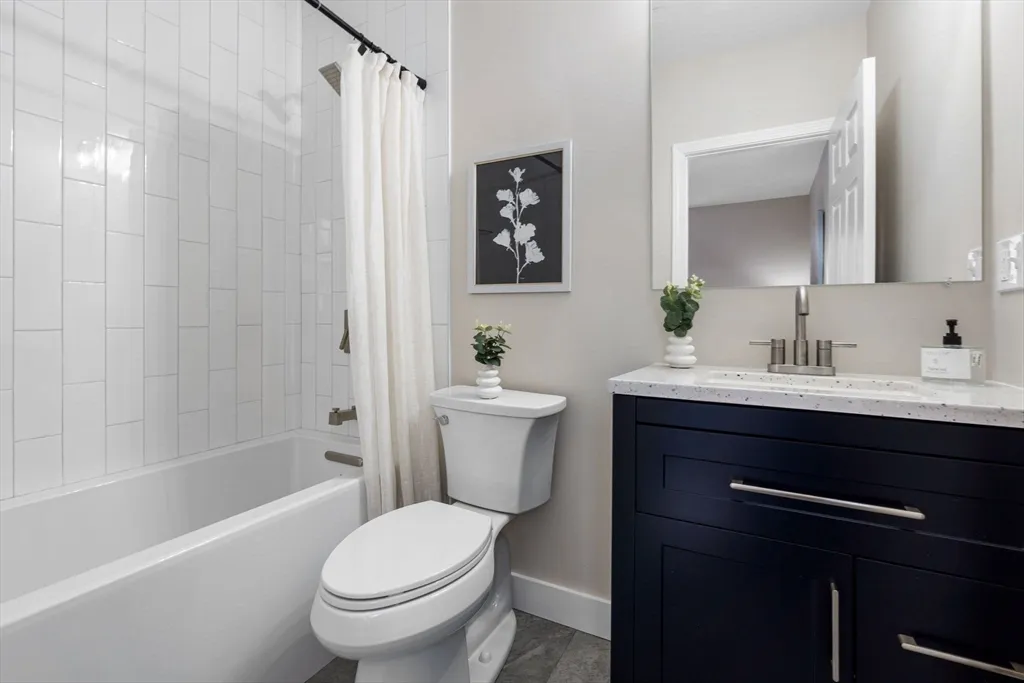 362 Silver St, South Boston