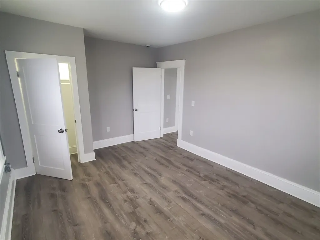 738 Washington St, Norwood