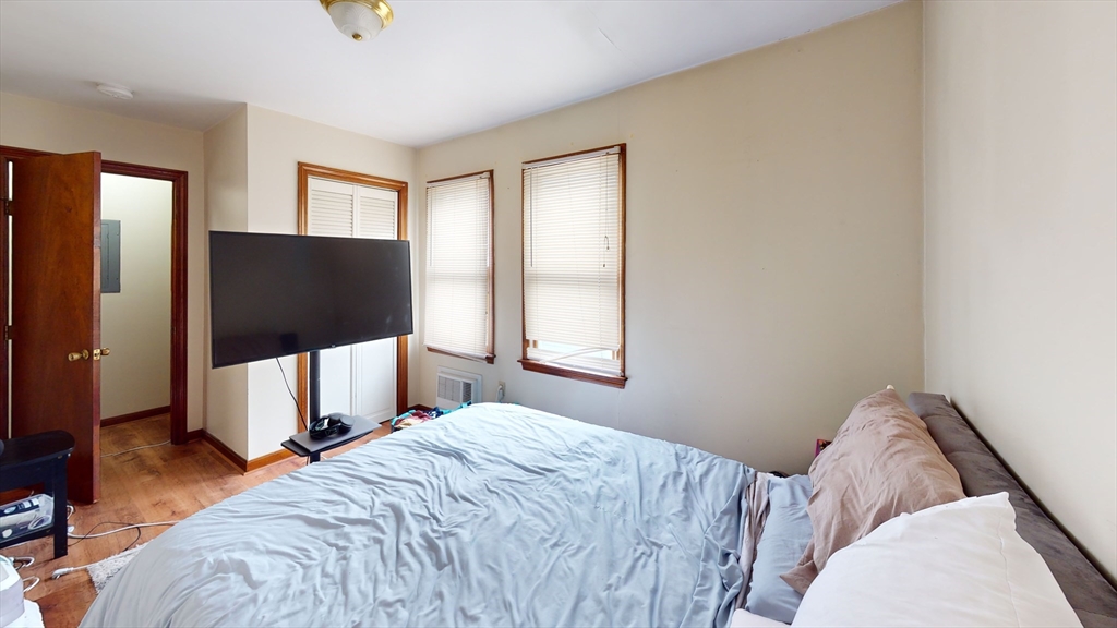 47 Englewood Ave, Brighton