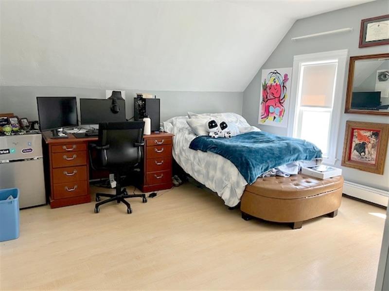 35 Rogers Ave, Powder House Square