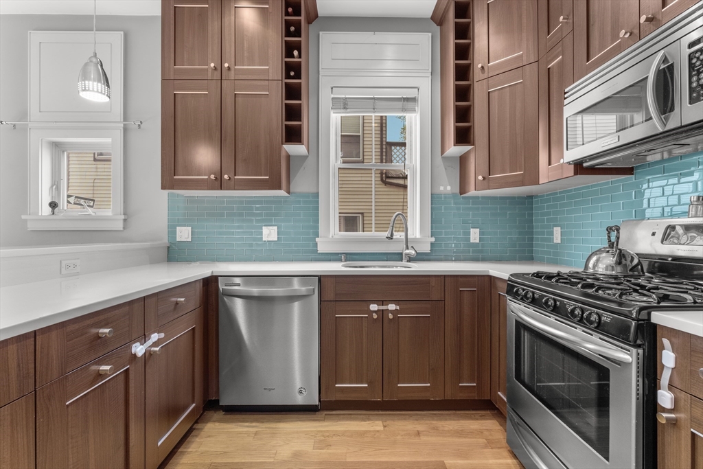 248 C St, South Boston