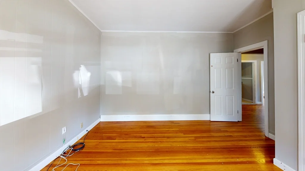 48 Oak St, East Dedham