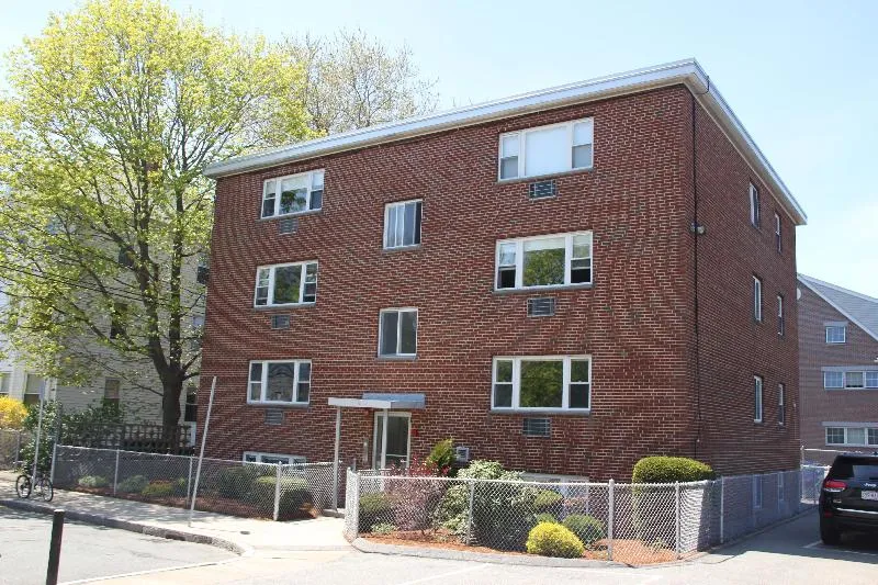 16 Westford St, Allston