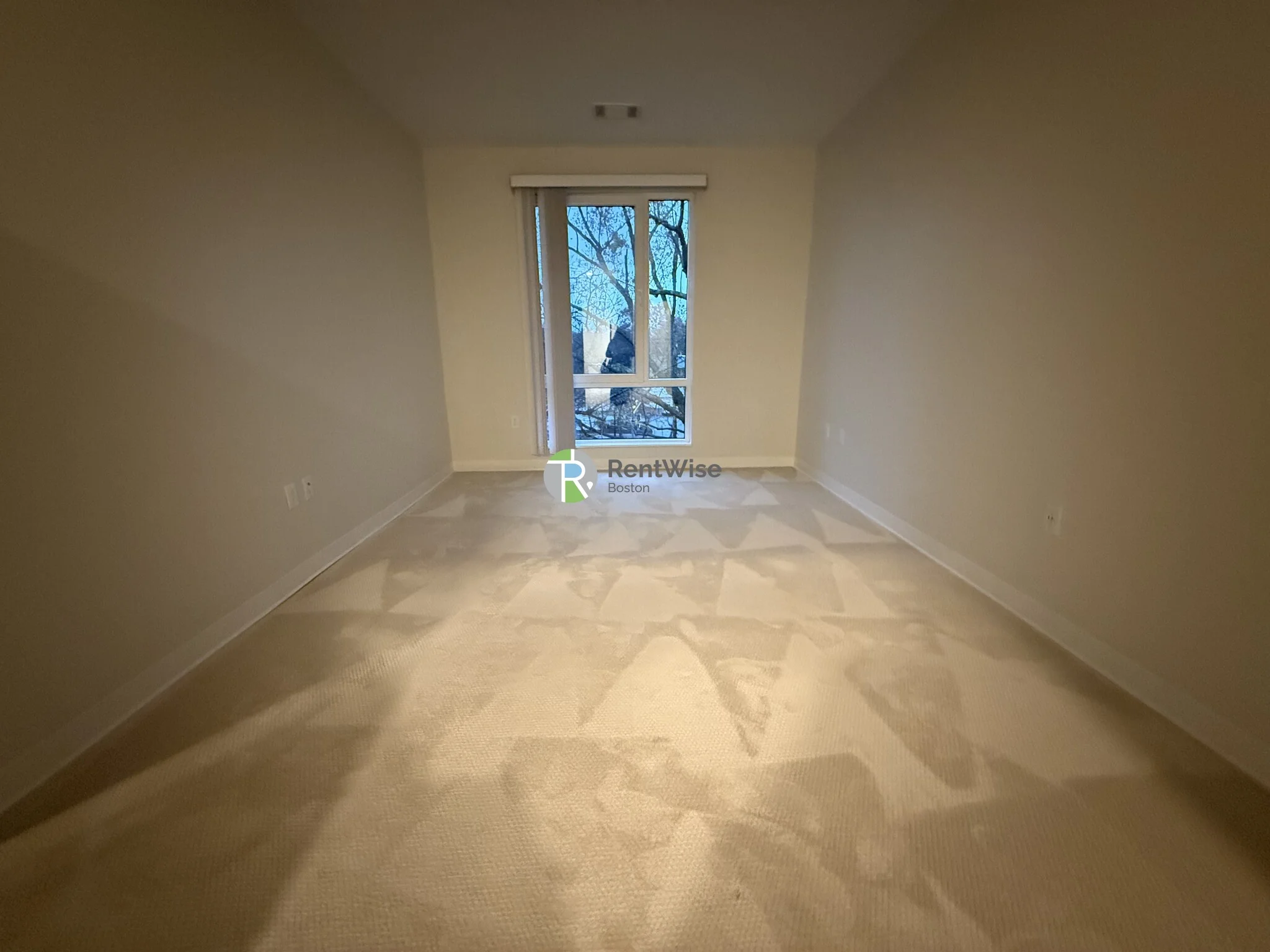 289 Walk Hill St, Roslindale