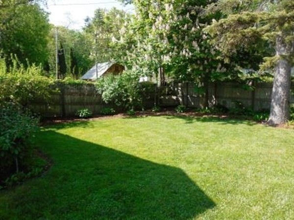 204 Massasoit Rd, Worcester