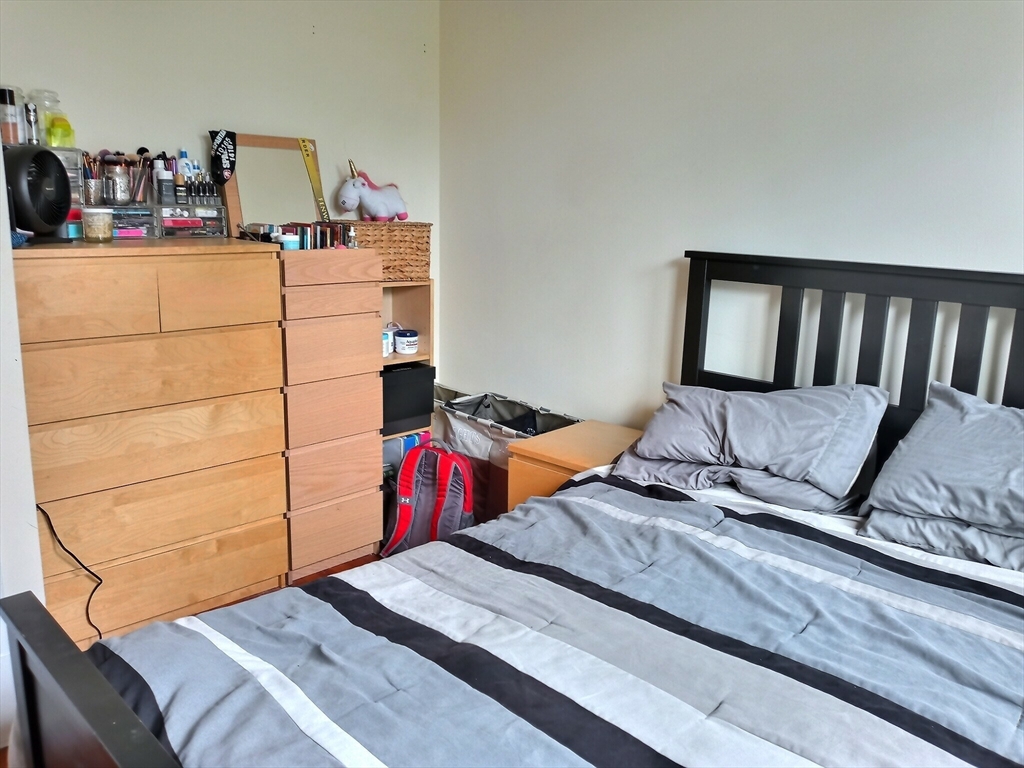 1382 Beacon, Coolidge Corner