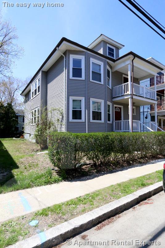 56 Standish St, Huron Village